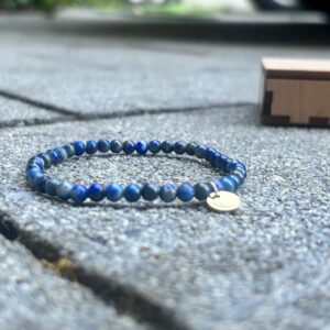 Lapislazuli Armband personalisiert mit Lasergravur | Handmade Österreich