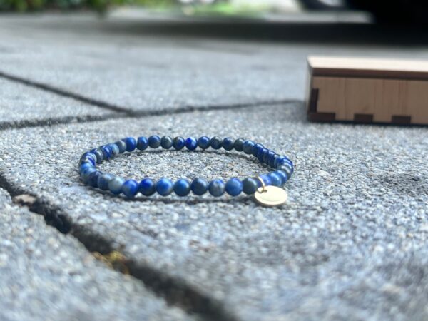 Lapislazuli Armband personalisiert mit Lasergravur | Handmade Österreich