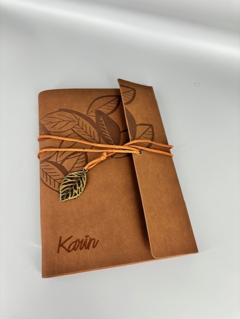 Ledereinband mit Gravur